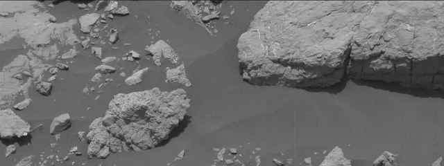 Sol 2975: Mast Camera (Mastcam)