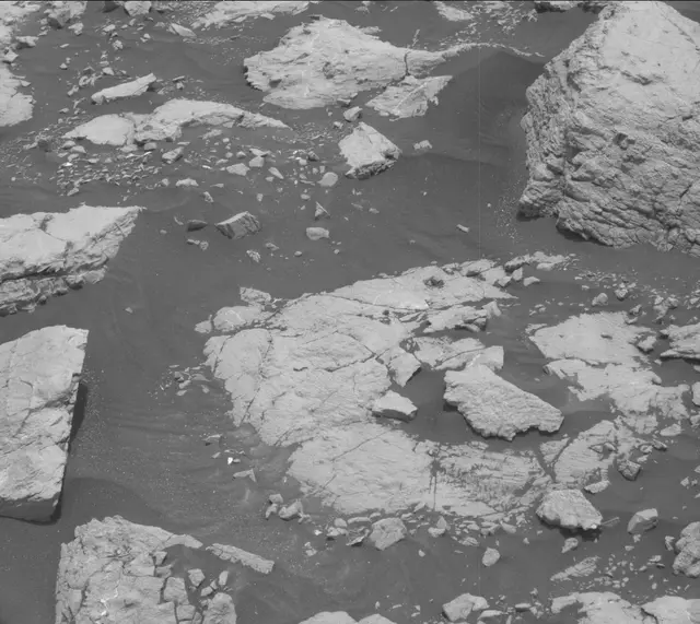 Sol 2975: Mast Camera (Mastcam)