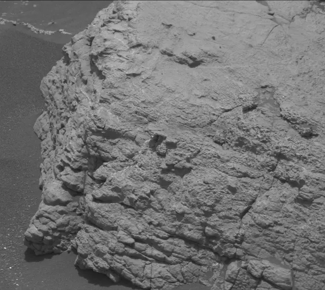 Sol 2975: Mast Camera (Mastcam)