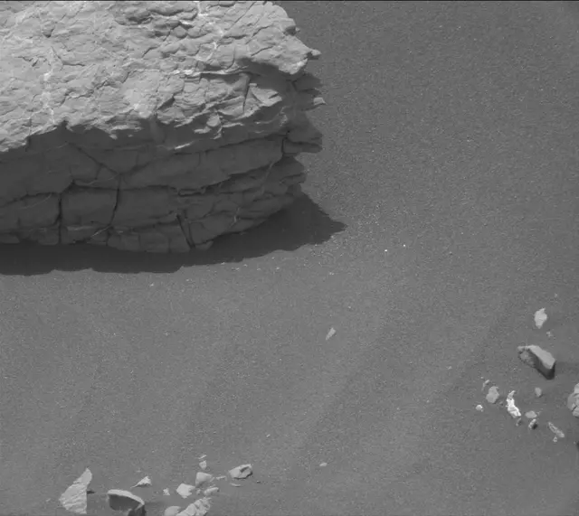 Sol 2975: Mast Camera (Mastcam)