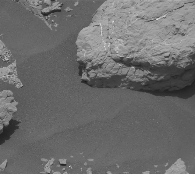 Sol 2975: Mast Camera (Mastcam)