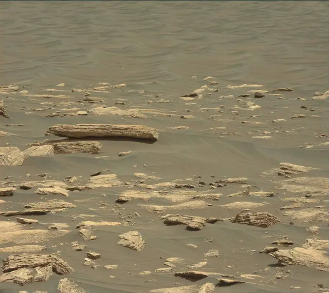 Sol 2977: Mast Camera (Mastcam)