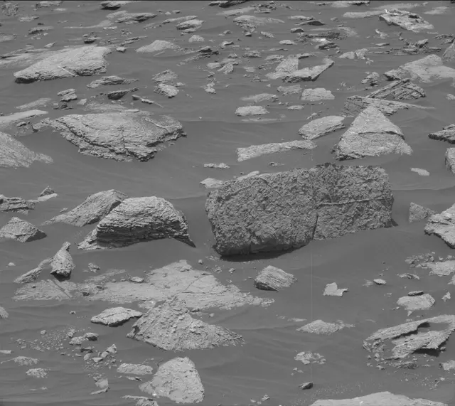 Sol 2979: Mast Camera (Mastcam)