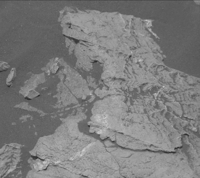 Sol 2979: Mast Camera (Mastcam)