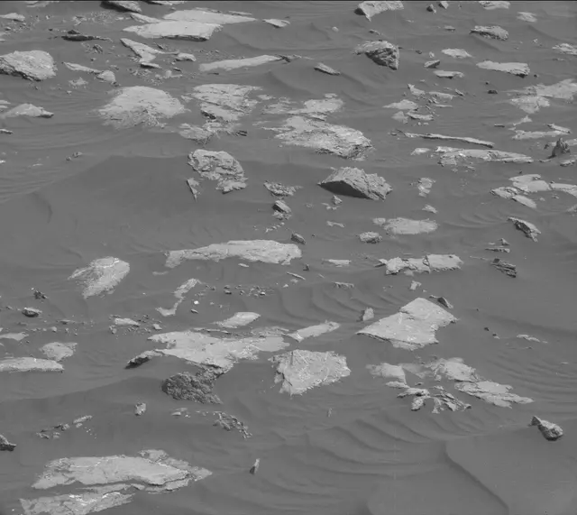 Sol 2980: Mast Camera (Mastcam)