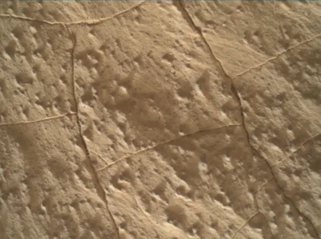 Sol 2989: Mars Hand Lens Imager (MAHLI)