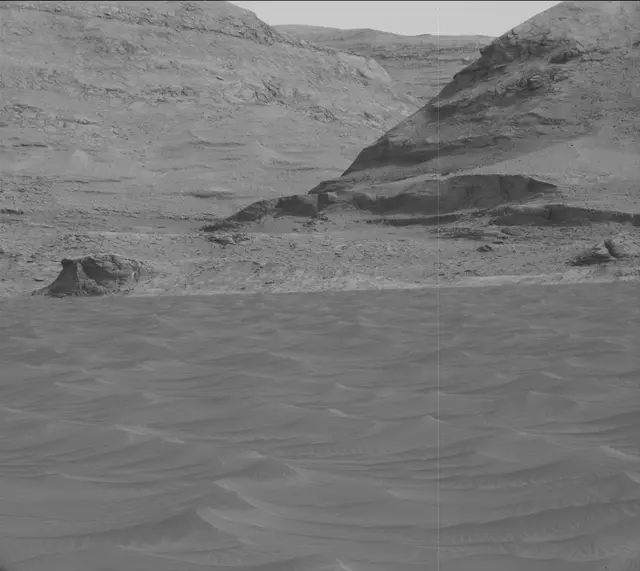 Sol 2991: Mast Camera (Mastcam)