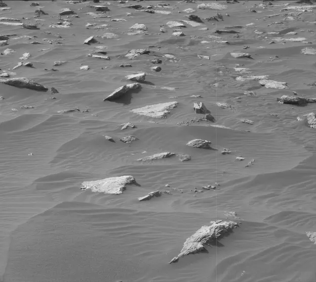 Sol 2991: Mast Camera (Mastcam)