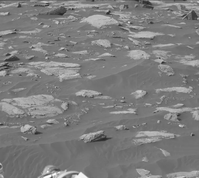 Sol 2991: Mast Camera (Mastcam)