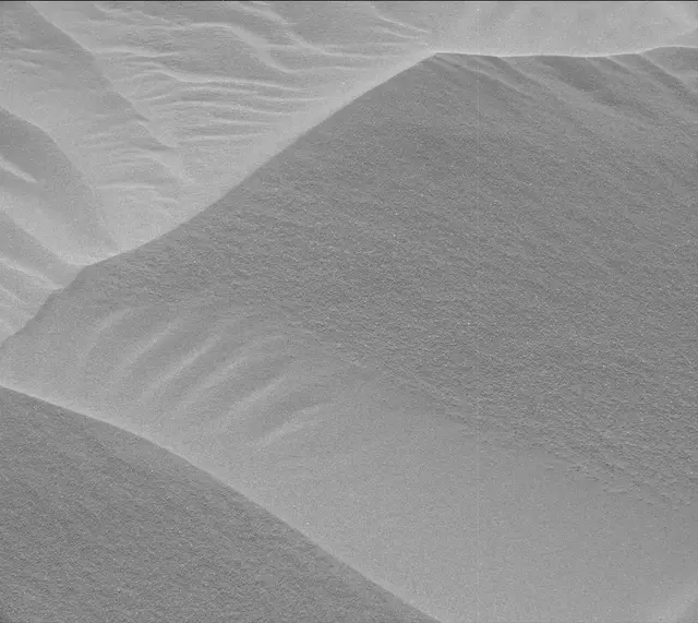 Sol 2991: Mast Camera (Mastcam)