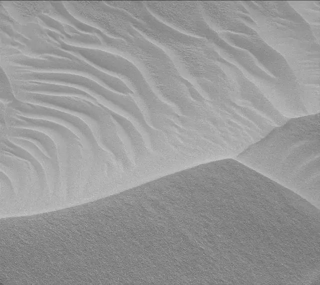 Sol 2991: Mast Camera (Mastcam)