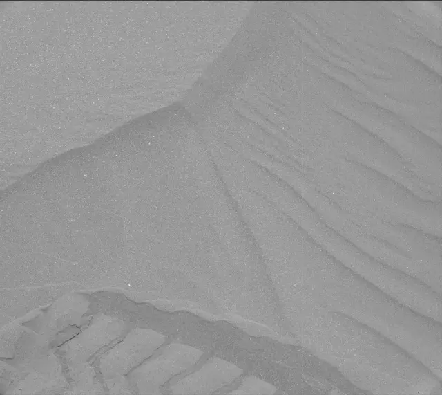 Sol 2992: Mast Camera (Mastcam)