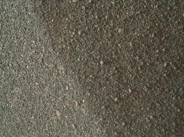 Sol 2992: Mars Hand Lens Imager (MAHLI)