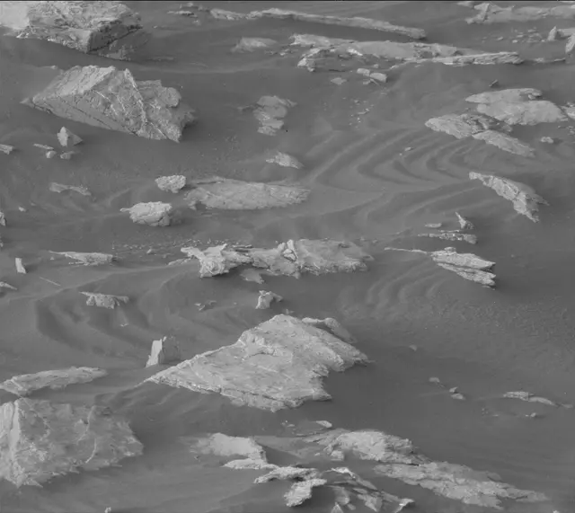 Sol 2993: Mast Camera (Mastcam)