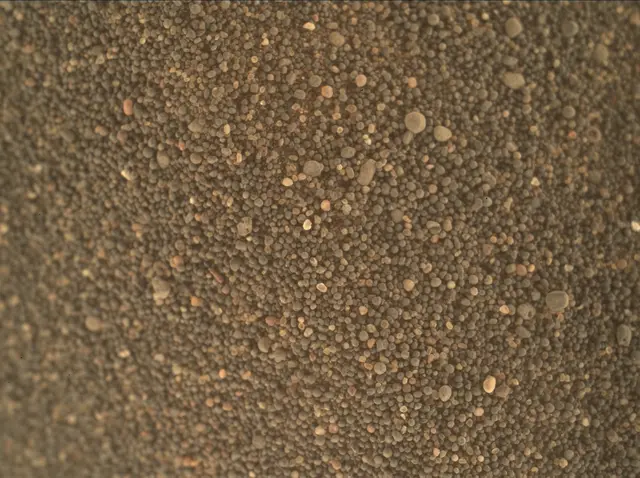 Sol 2993: Mars Hand Lens Imager (MAHLI)
