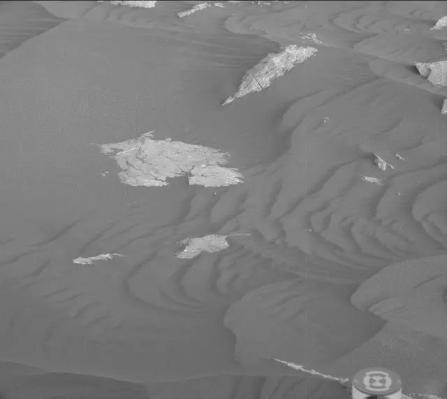 Sol 2995: Mast Camera (Mastcam)