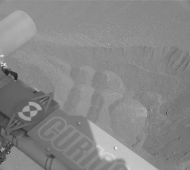 Sol 2995: Mast Camera (Mastcam)