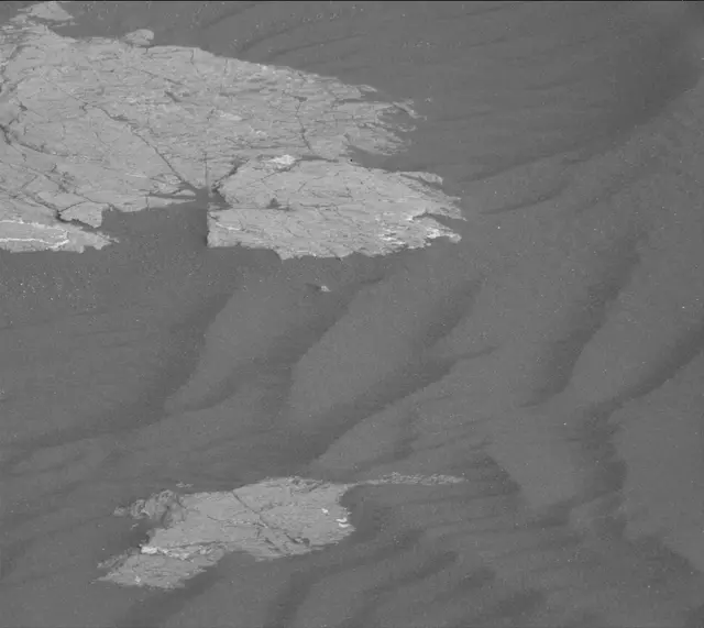 Sol 2995: Mast Camera (Mastcam)