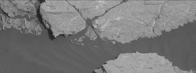 Sol 2998: Mast Camera (Mastcam)