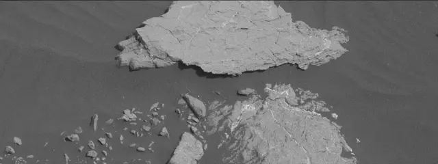 Sol 2998: Mast Camera (Mastcam)