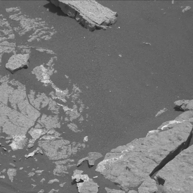 Sol 2998: Mast Camera (Mastcam)