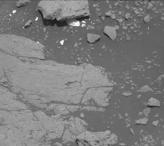 Sol 3003: Mast Camera (Mastcam)