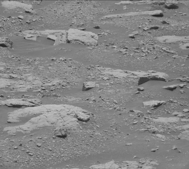 Sol 3003: Mast Camera (Mastcam)