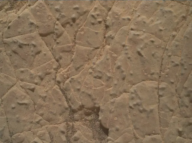 Sol 3004: Mars Hand Lens Imager (MAHLI)