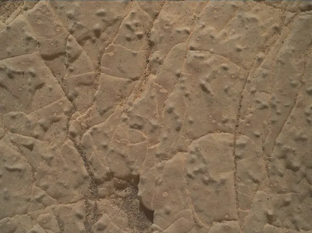 Sol 3004: Mars Hand Lens Imager (MAHLI)
