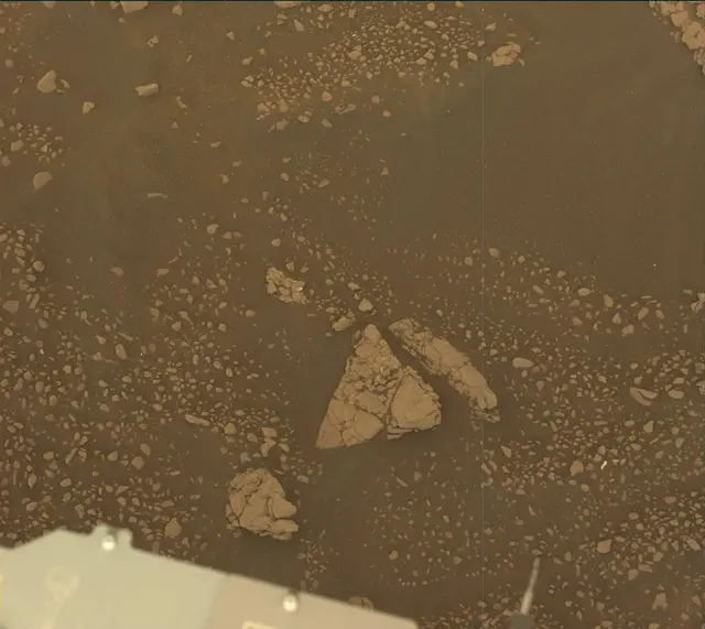 Sol 3005: Mast Camera (Mastcam)