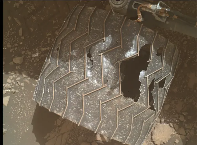 Sol 3005: Mars Hand Lens Imager (MAHLI)