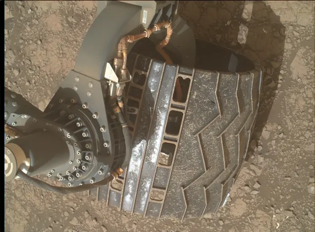 Sol 3005: Mars Hand Lens Imager (MAHLI)