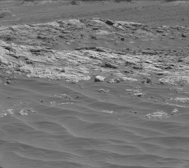 Sol 3049: Mast Camera (Mastcam)