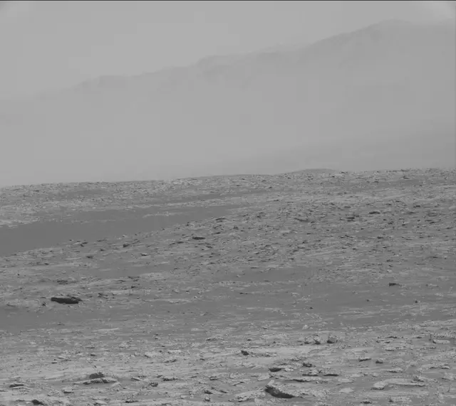 Sol 3060: Mast Camera (Mastcam)