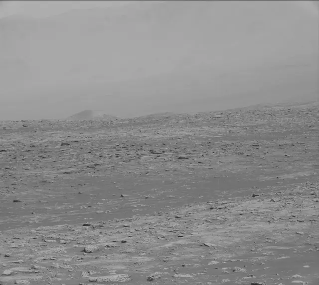 Sol 3060: Mast Camera (Mastcam)