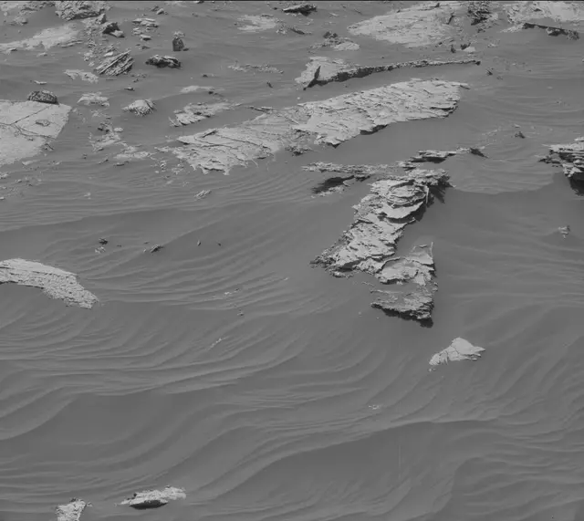 Sol 3060: Mast Camera (Mastcam)