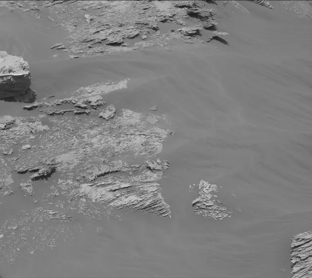 Sol 3060: Mast Camera (Mastcam)