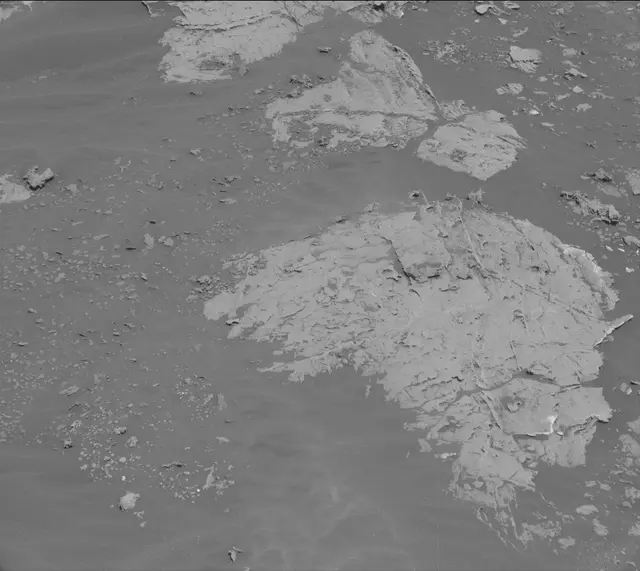 Sol 3060: Mast Camera (Mastcam)