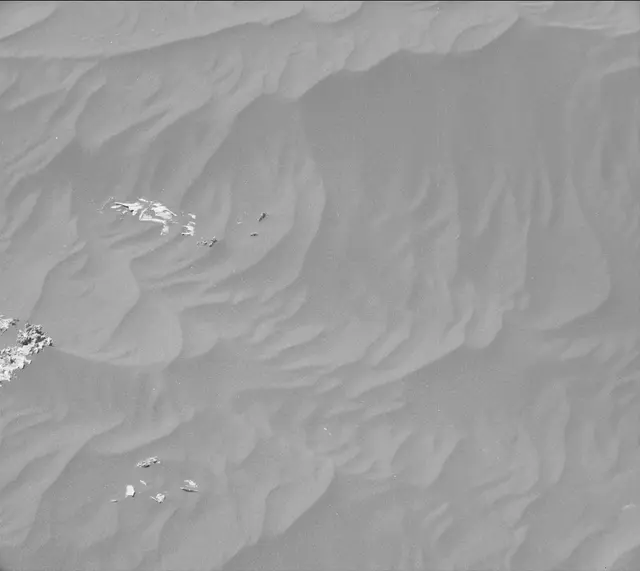 Sol 3060: Mast Camera (Mastcam)