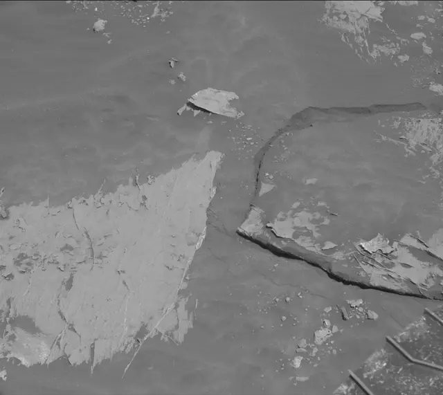 Sol 3060: Mast Camera (Mastcam)
