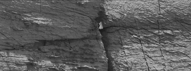 Sol 3061: Mast Camera (Mastcam)