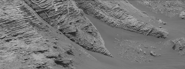 Sol 3061: Mast Camera (Mastcam)
