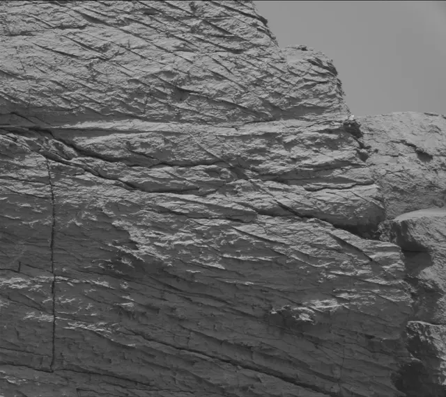 Sol 3061: Mast Camera (Mastcam)