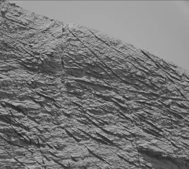 Sol 3061: Mast Camera (Mastcam)