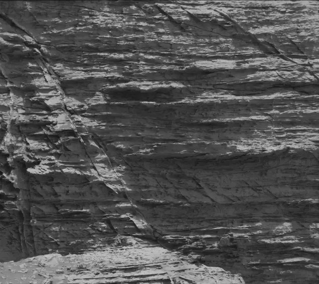 Sol 3061: Mast Camera (Mastcam)
