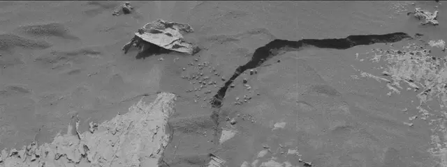 Sol 3063: Mast Camera (Mastcam)