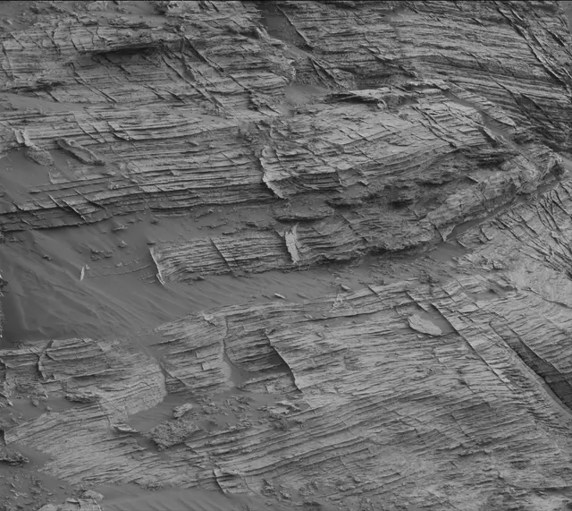 Sol 3063: Mast Camera (Mastcam)