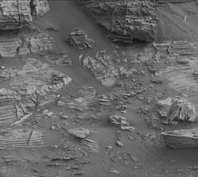 Sol 3063: Mast Camera (Mastcam)