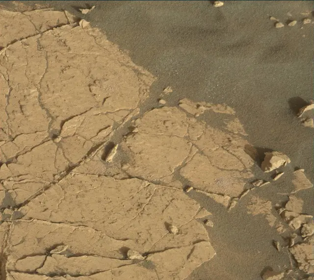 Sol 3066: Mast Camera (Mastcam)