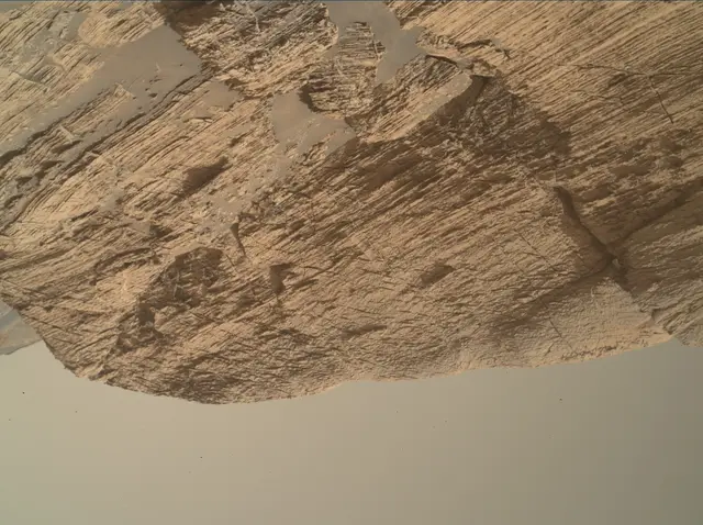 Sol 3070: Mars Hand Lens Imager (MAHLI)